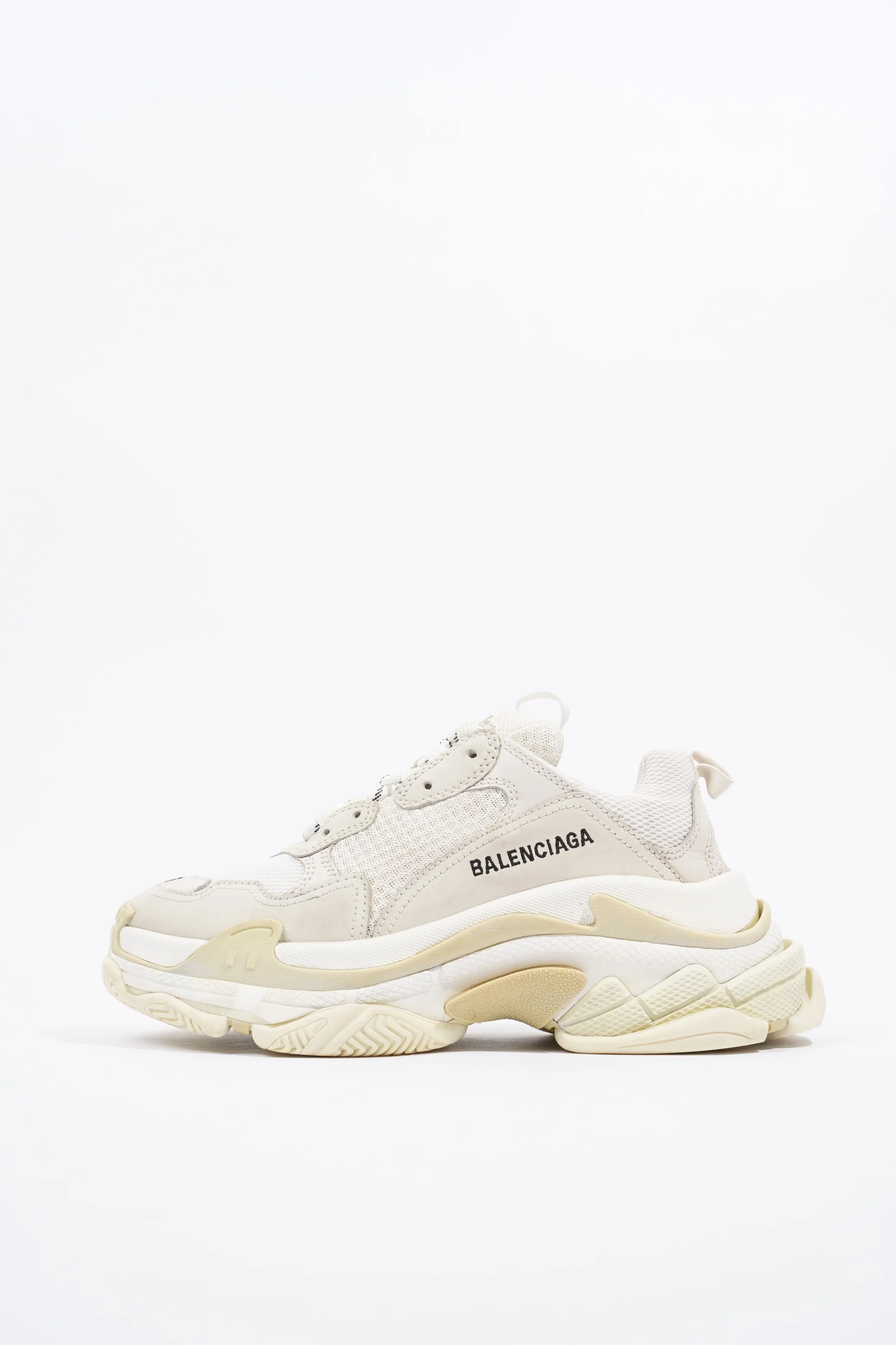 Balenciaga Triple S White / Beige EU 39 / UK 6