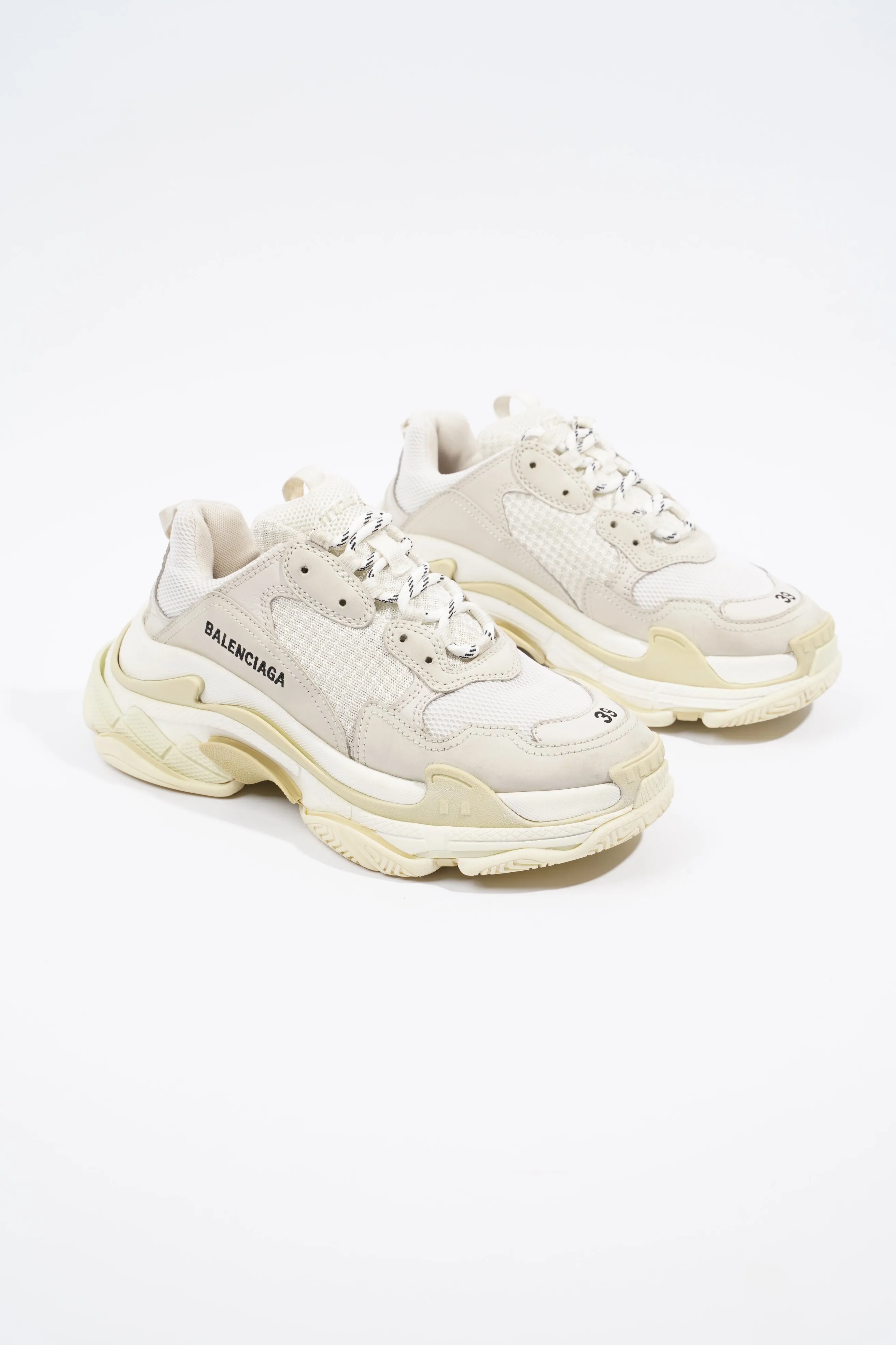 Balenciaga Triple S White / Beige EU 39 / UK 6