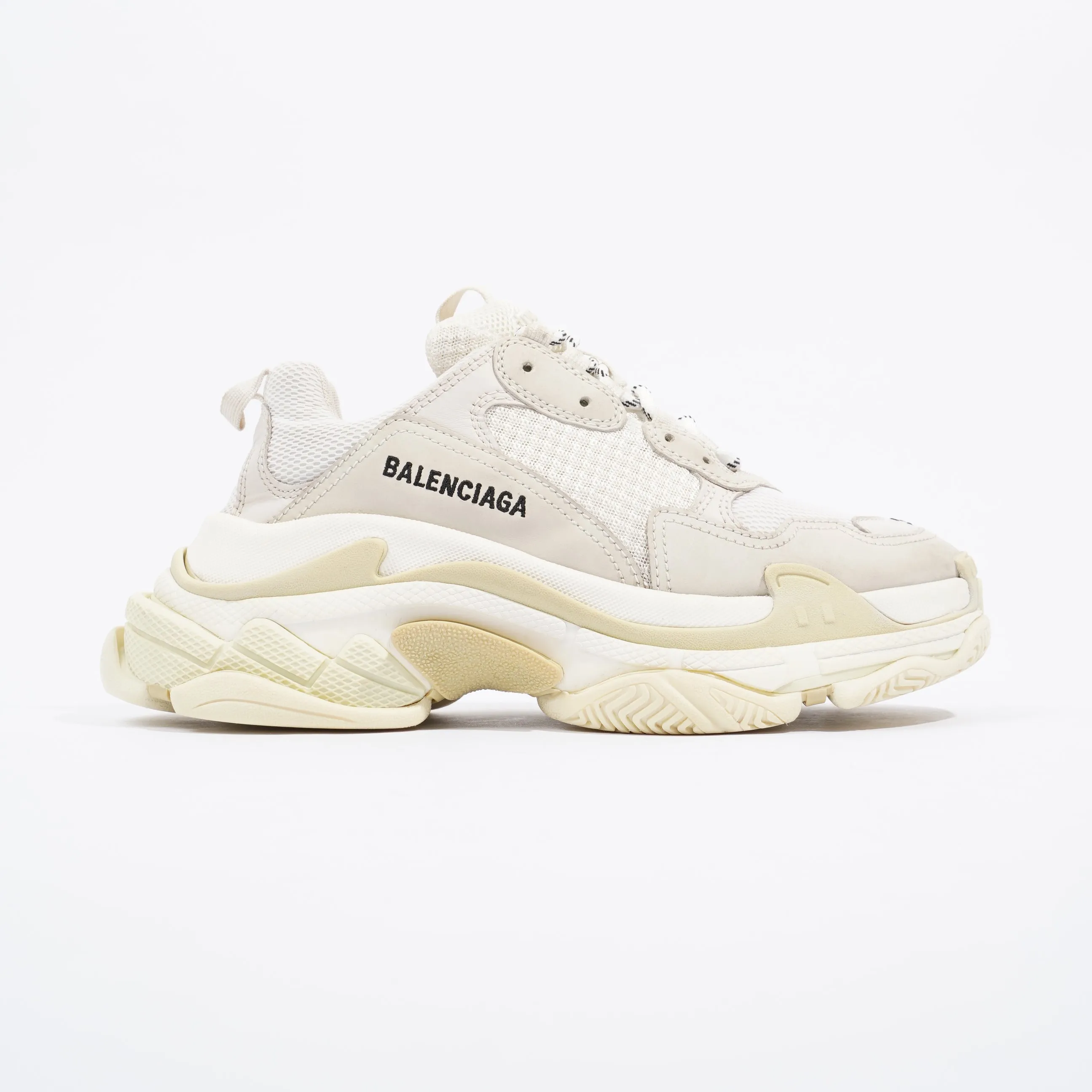 Balenciaga Triple S White / Beige EU 39 / UK 6