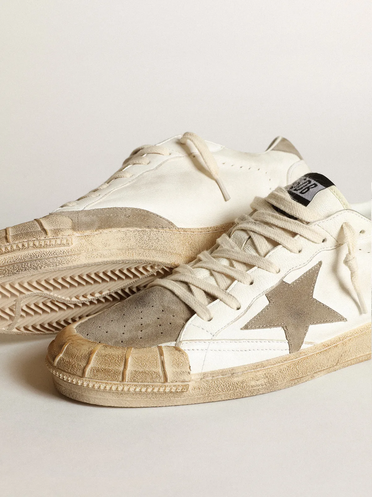 Men's Ball Star LTD sneakers in white nappa leather with dove-gray suede star and heel tab