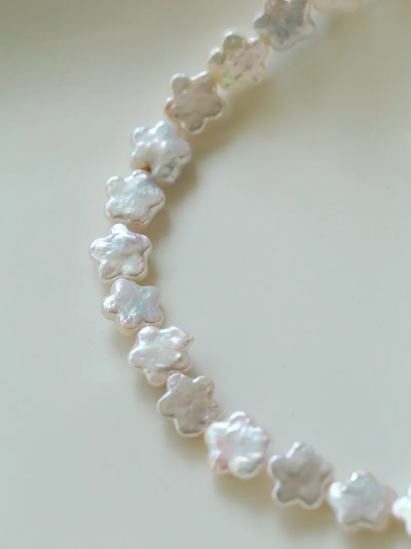 Peach Blossom-shaped Baroque Pearls Necklace